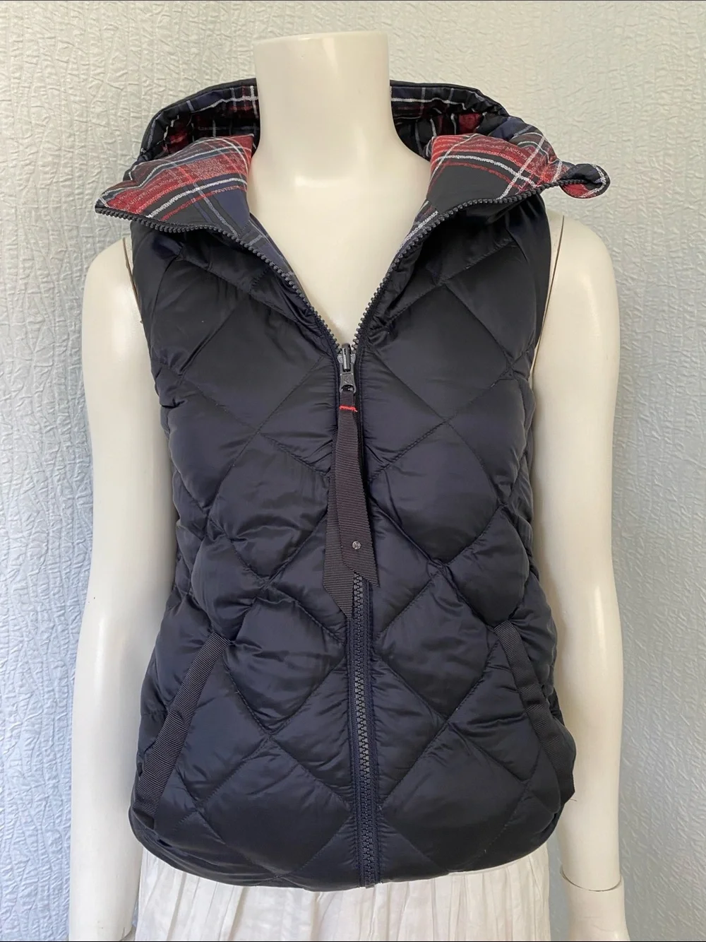 Lululemon NEW The Fluffiest Plaid Quilted Down Hooded Puffer Reversible Vest